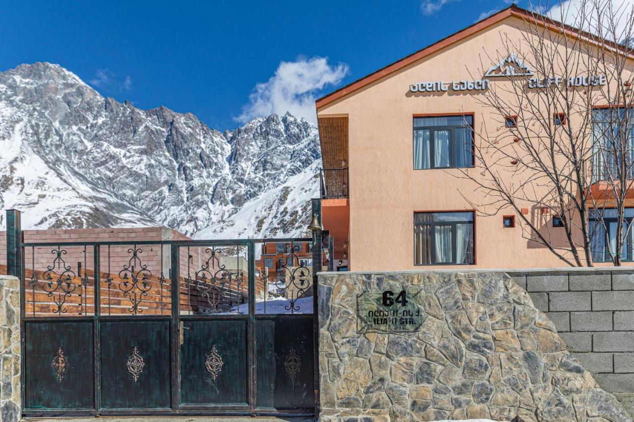 Cliff House Hotell Kazbegi Eksteriør bilde