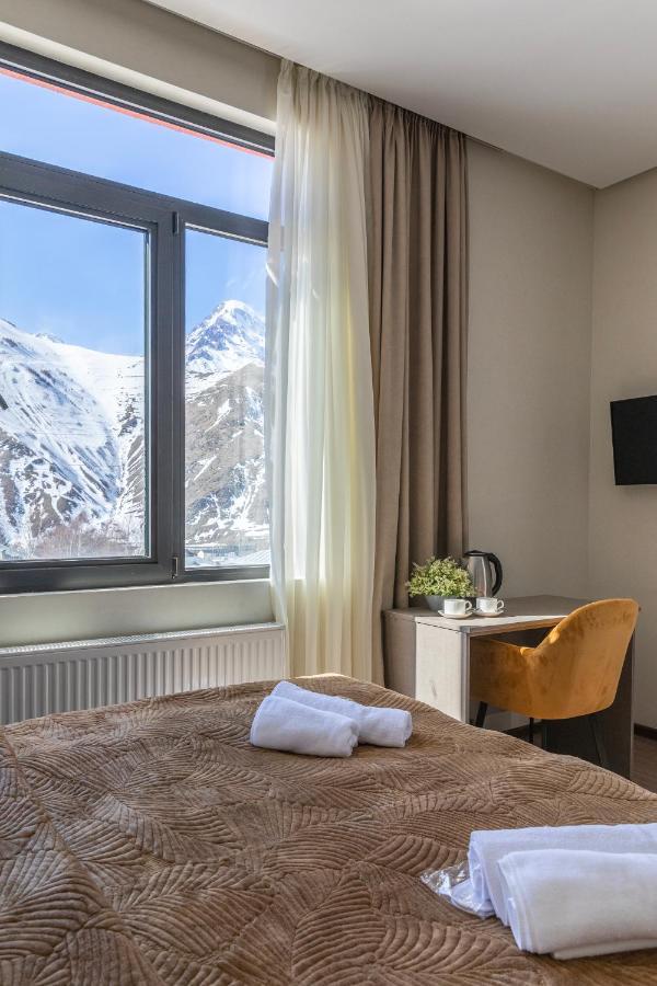 Cliff House Hotell Kazbegi Eksteriør bilde
