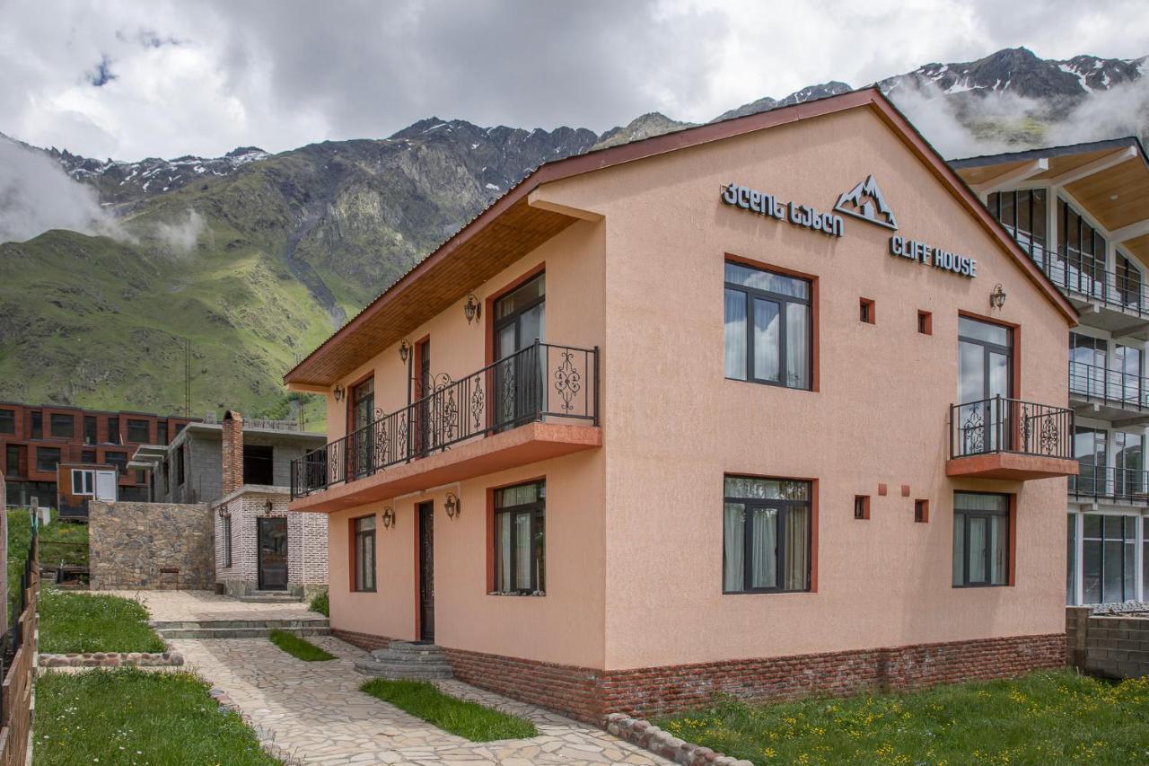 Cliff House Hotell Kazbegi Eksteriør bilde