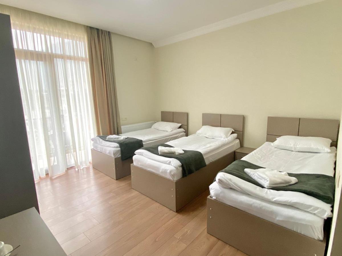 Cliff House Hotell Kazbegi Eksteriør bilde